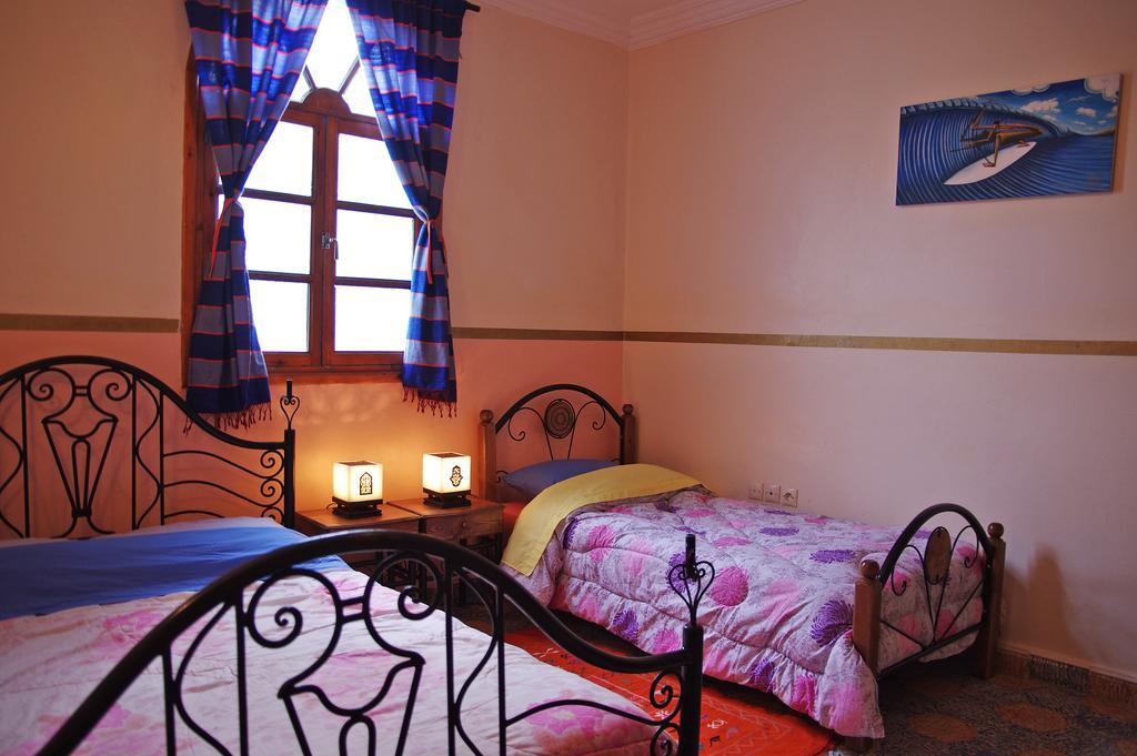 Zen Surf Beach House Aourir Ngoại thất bức ảnh
